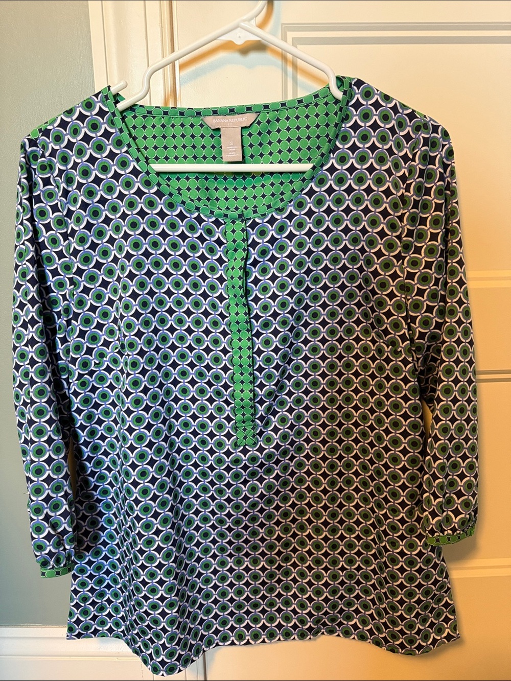 Banana Republic Factory Green and Navy Geometric Tunic